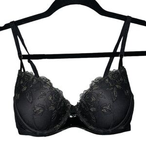 Victoria’s Secret Very Sexy Push-up Bra